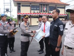 Bojonegoro Gelar Upacara Kenaikan Pangkat, Beri Penghargaan dan Lepas Purnatugas