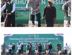Kapolda Jatim Pimpin Penanaman Jagung Serentak di Nganjuk, Dukung Target Nasional 10 Juta Ton
