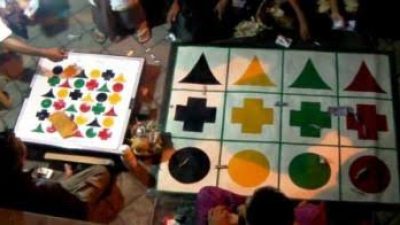 Oknum TNI Diduga Bekingi Perjudian di Lokalisasi Ngunut, 2 Jurnalis Diintimidasi Kapolsek Ngunut Bungkam