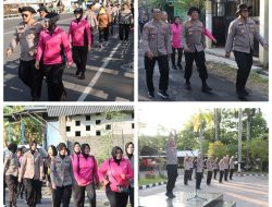 Kapolres Nganjuk Ajak Anggota Jalan Sehat 5 KM, Cara Sehat Jaga Kebugaran  Sekaligus Patroli Sapa Warga