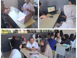 Siswa Presentasi Rencana Karier di Depan Orang Tuanya