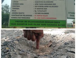 Sorotan publik: Proyek rekonstruksi jalan rigid beton Trucuk – Padang 2025.